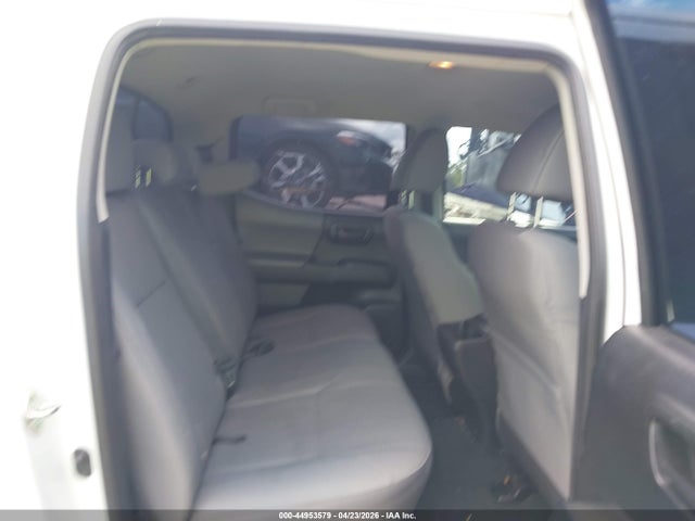 44953579 :رقم المزاد ، 5TFAX5GN5JX131805 vin ، 2018 Toyota Tacoma Sr مزاد بيع