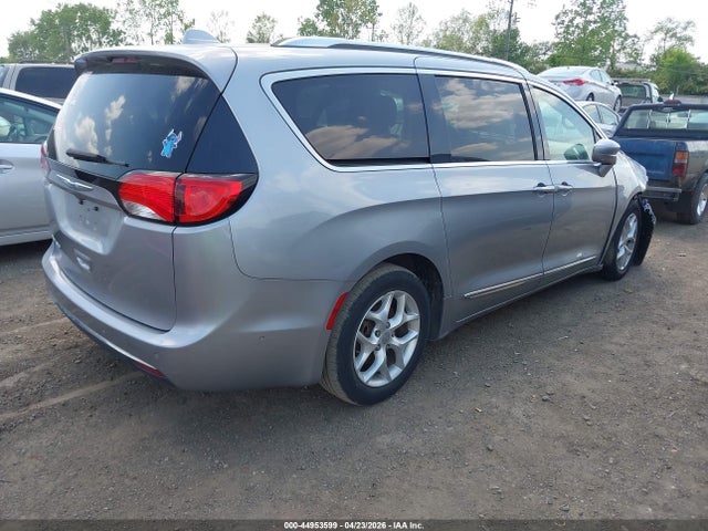 Aukcja sprzedaży 2018 Chrysler Pacifica Touring L Plus, vin: 2C4RC1EG9JR212624, numer aukcji: 44953599