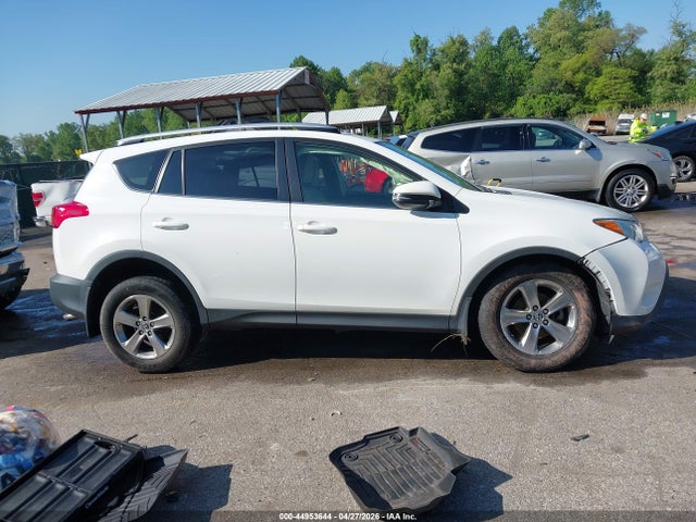 2015 Toyota Rav4 Xle მანქანა იყიდება აუქციონზე, vin: JTMRFREV9FJ026646, აუქციონის ნომერი: 44953644