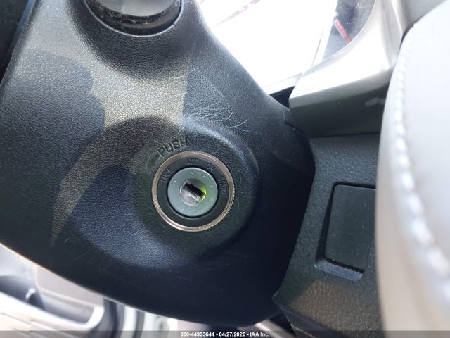2015 Toyota Rav4 Xle მანქანა იყიდება აუქციონზე, vin: JTMRFREV9FJ026646, აუქციონის ნომერი: 44953644