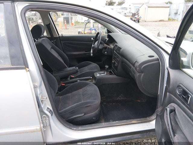 Продаж на аукціоні авто 1999 Volkswagen Passat Gls, vin: WVWNA63B4XE283681, номер лоту: 44953647