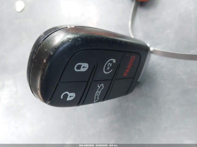 44953659 :رقم المزاد ، 2C3CDXBGXJH272898 vin ، 2018 Dodge Charger Sxt Rwd مزاد بيع