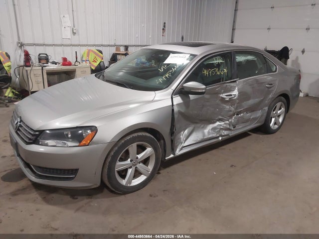 Aukcja sprzedaży 2013 Volkswagen Passat 2.0l Tdi Se, vin: 1VWBN7A38DC046740, numer aukcji: 44953664