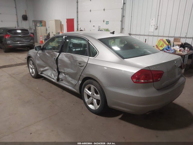 Aukcja sprzedaży 2013 Volkswagen Passat 2.0l Tdi Se, vin: 1VWBN7A38DC046740, numer aukcji: 44953664