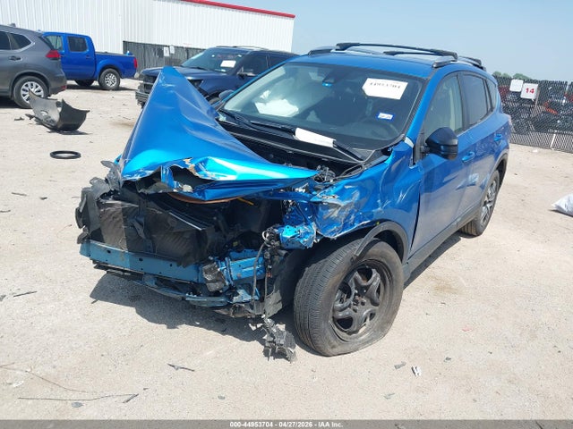 44953704 :رقم المزاد ، JTMZFREV3JJ194050 vin ، 2018 Toyota Rav4 Le مزاد بيع