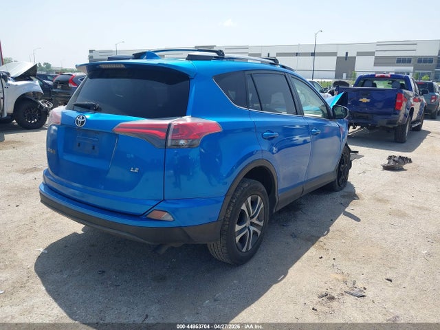 44953704 :رقم المزاد ، JTMZFREV3JJ194050 vin ، 2018 Toyota Rav4 Le مزاد بيع