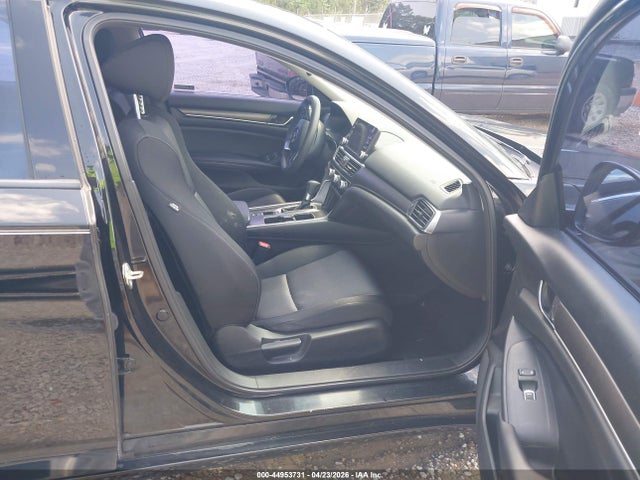 1HGCV1F17JA187772 Honda ACCORD LX