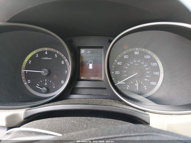 44953735 :رقم المزاد ، KM8SM4HF0HU220140 vin ، 2017 Hyundai Santa Fe Se مزاد بيع