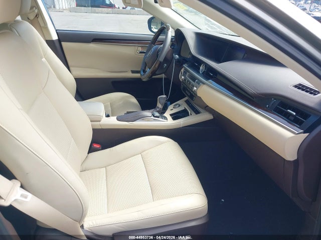2018 Lexus Es 350 მანქანა იყიდება აუქციონზე, vin: 58ABK1GG6JU085503, აუქციონის ნომერი: 44953736
