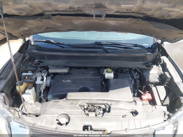 5N1DR2MN4JC611606 Nissan Pathfinder Sv