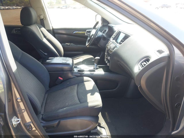 5N1DR2MN4JC611606 Nissan Pathfinder Sv