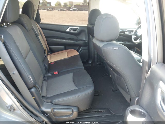 5N1DR2MN4JC611606 Nissan Pathfinder Sv