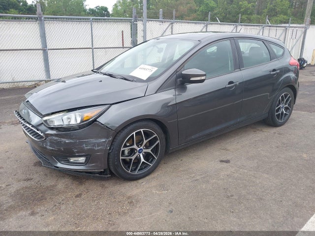 44953773 :رقم المزاد ، 1FADP3M25JL319328 vin ، 2018 Ford Focus Sel مزاد بيع