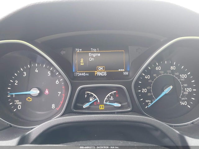 44953773 :رقم المزاد ، 1FADP3M25JL319328 vin ، 2018 Ford Focus Sel مزاد بيع