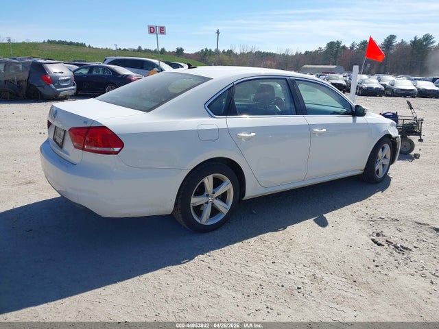 Aukcja sprzedaży 2013 Volkswagen Passat 2.5l Se, vin: 1VWBP7A32DC124813, numer aukcji: 44953802