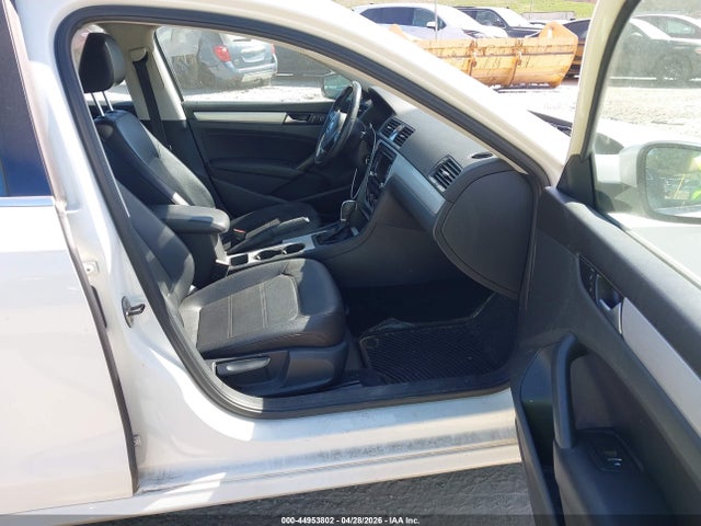 Aukcja sprzedaży 2013 Volkswagen Passat 2.5l Se, vin: 1VWBP7A32DC124813, numer aukcji: 44953802