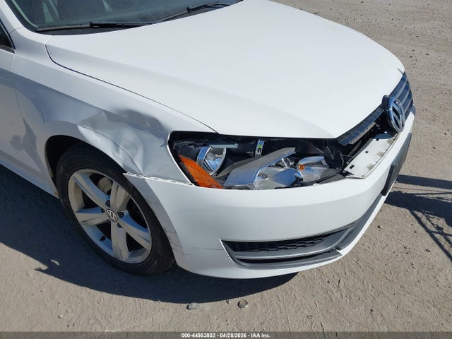 Aukcja sprzedaży 2013 Volkswagen Passat 2.5l Se, vin: 1VWBP7A32DC124813, numer aukcji: 44953802