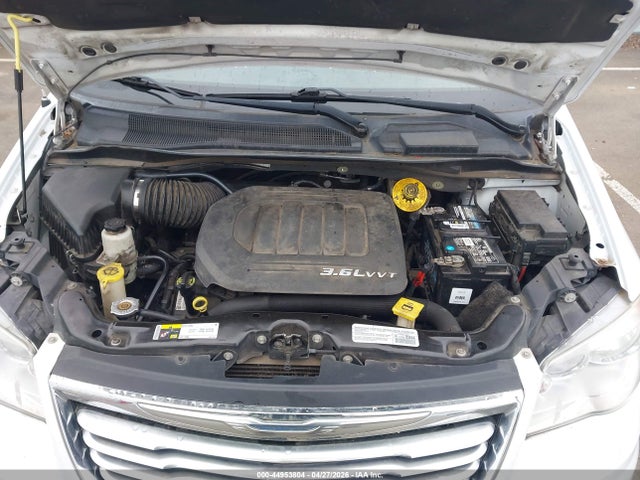 44953804 :رقم المزاد ، 2C4RC1BG9ER184348 vin ، 2014 Chrysler Town & Country Touring مزاد بيع