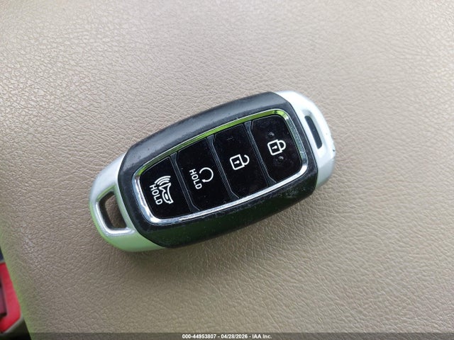 44953807 :رقم المزاد ، KMHRC8A36MU129084 vin ، 2021 Hyundai Venue Denim مزاد بيع