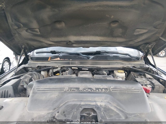 44953824 :رقم المزاد ، 3C6UR5HL4KG683488 vin ، 2019 Ram 2500 Tradesman  4x4 8' Box مزاد بيع