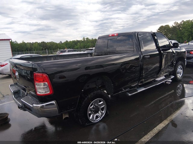 44953824 :رقم المزاد ، 3C6UR5HL4KG683488 vin ، 2019 Ram 2500 Tradesman  4x4 8' Box مزاد بيع