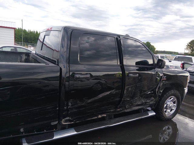 44953824 :رقم المزاد ، 3C6UR5HL4KG683488 vin ، 2019 Ram 2500 Tradesman  4x4 8' Box مزاد بيع