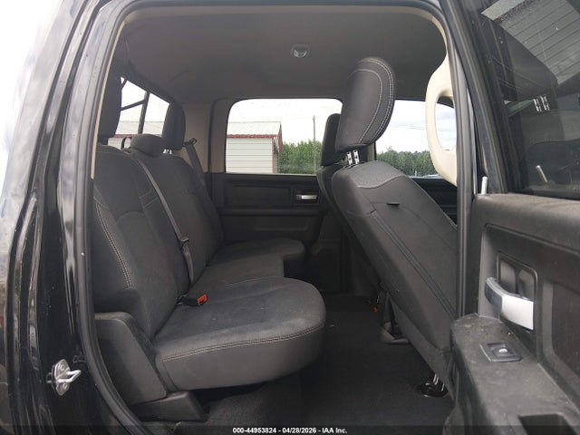 44953824 :رقم المزاد ، 3C6UR5HL4KG683488 vin ، 2019 Ram 2500 Tradesman  4x4 8' Box مزاد بيع