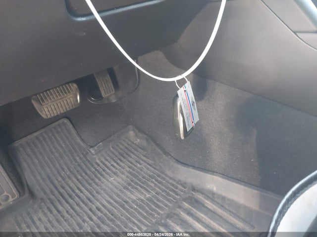 44953825 :رقم المزاد ، 4S3BNAN6XH3004399 vin ، 2017 Subaru Legacy 2.5i Limited مزاد بيع