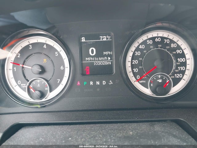 44953826 :رقم المزاد ، 1C6RR7FG0JS130173 vin ، 2018 Ram 1500 Express  4x4 6'4 Box مزاد بيع