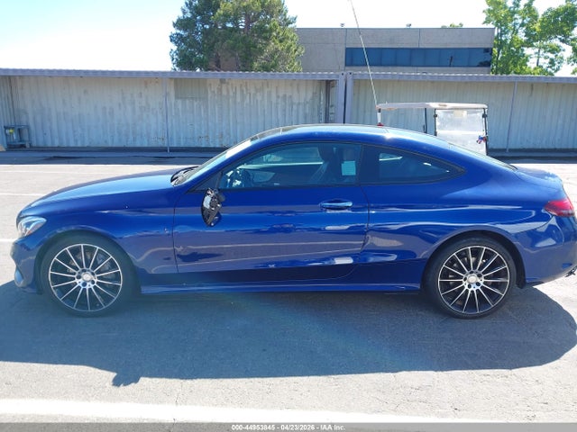 WDDWJ4KB2HF456061 Mercedes-Benz C 300 4matic