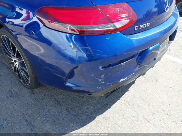WDDWJ4KB2HF456061 Mercedes-Benz C 300 4matic