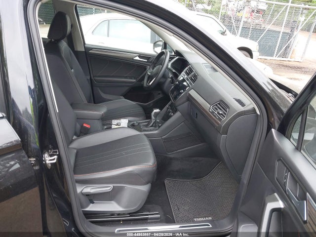 2024 Volkswagen Tiguan 2.0t Wolfsburg Edition მანქანა იყიდება აუქციონზე, vin: 3VV5B7AX8RM227193, აუქციონის ნომერი: 44953857