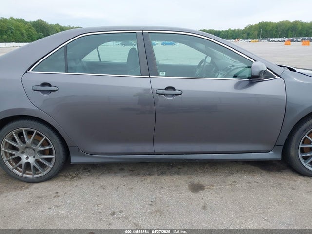 44953864 :رقم المزاد ، 4T1BF1FK0EU804798 vin ، 2014 Toyota Camry Se Sport مزاد بيع