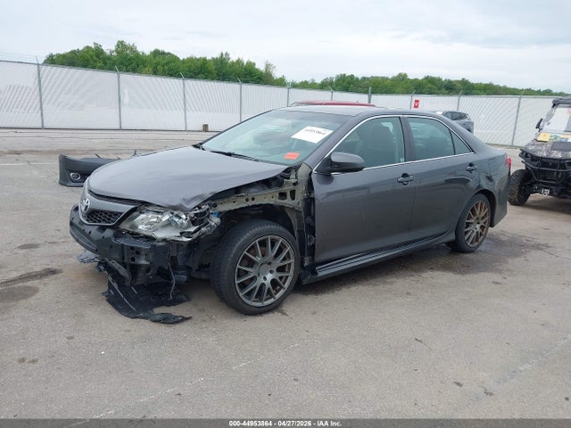 44953864 :رقم المزاد ، 4T1BF1FK0EU804798 vin ، 2014 Toyota Camry Se Sport مزاد بيع