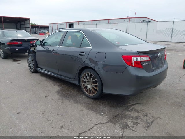 44953864 :رقم المزاد ، 4T1BF1FK0EU804798 vin ، 2014 Toyota Camry Se Sport مزاد بيع