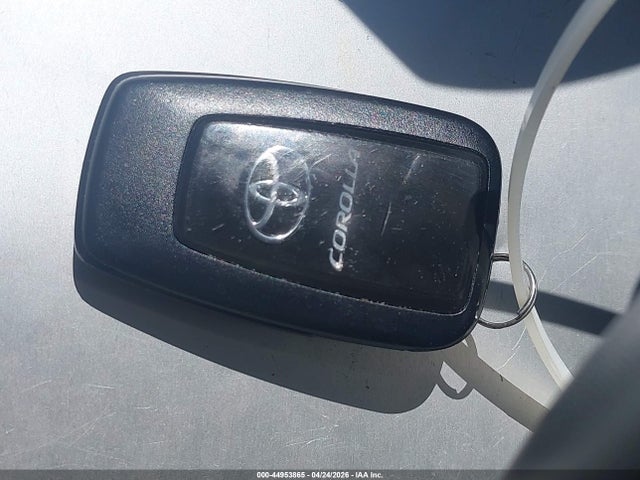 JTND4MBE3N3169517 Toyota COROLLA SE