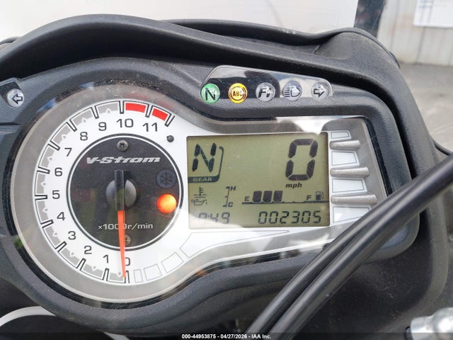 Suzuki Dl650 A 2014 JS1VP56A0E2101138 Image 7