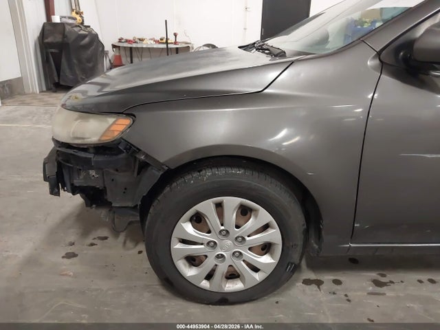 2013 Kia Forte Ex მანქანა იყიდება აუქციონზე, vin: KNAFU4A20D5711256, აუქციონის ნომერი: 44953904