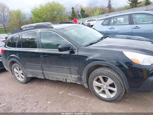 2014 Subaru Outback 2.5i Limited მანქანა იყიდება აუქციონზე, vin: 4S4BRCLC1E3263279, აუქციონის ნომერი: 44953914