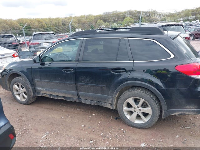 2014 Subaru Outback 2.5i Limited მანქანა იყიდება აუქციონზე, vin: 4S4BRCLC1E3263279, აუქციონის ნომერი: 44953914