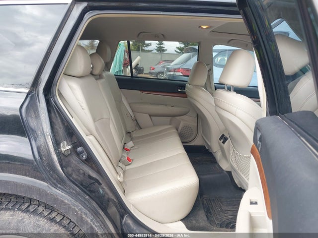 2014 Subaru Outback 2.5i Limited მანქანა იყიდება აუქციონზე, vin: 4S4BRCLC1E3263279, აუქციონის ნომერი: 44953914