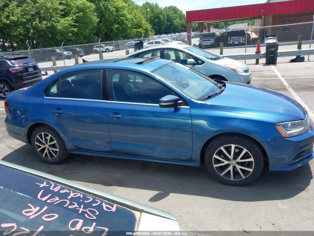 2017 Volkswagen Jetta 1.4t Se მანქანა იყიდება აუქციონზე, vin: 3VWDB7AJXHM206959, აუქციონის ნომერი: 44953956