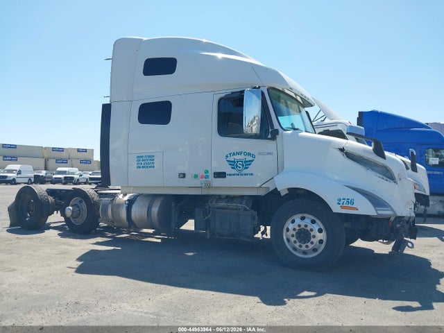 Aukcja sprzedaży 2021 Volvo Vnl, vin: 4V4NC9EH1MN281450, numer aukcji: 44953964