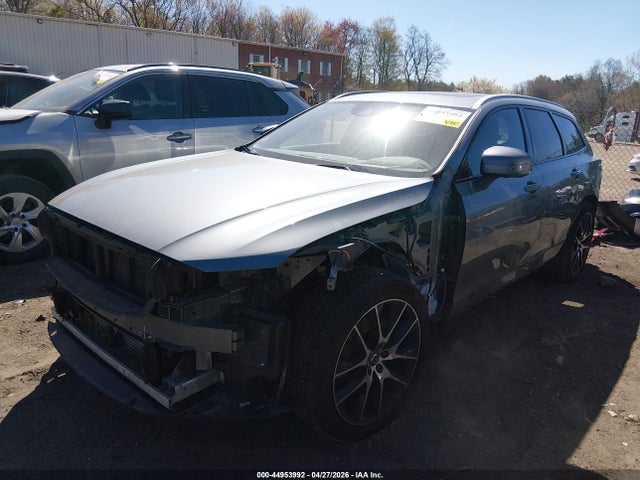 2019 Volvo V90 Cross Country T6 მანქანა იყიდება აუქციონზე, vin: YV4A22NL9K1080342, აუქციონის ნომერი: 44953992