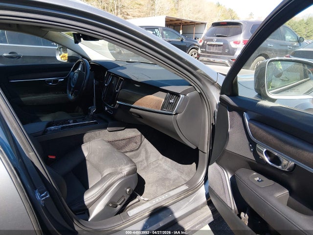 2019 Volvo V90 Cross Country T6 მანქანა იყიდება აუქციონზე, vin: YV4A22NL9K1080342, აუქციონის ნომერი: 44953992