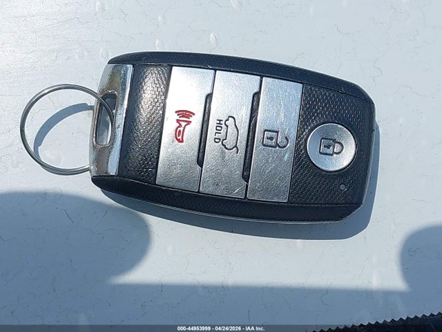 KNDJP3AE5H7018573 KIA SOUL EV
