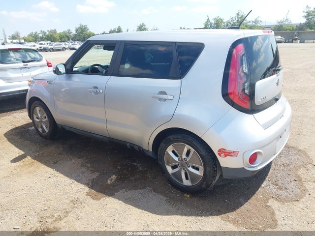 KNDJP3AE5H7018573 KIA SOUL EV