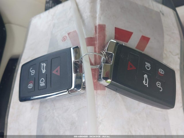 Продажа на аукционе авто 2023 Land Rover Range Rover P440e Se, vin: SALKP9F40PA027019, номер лота: 44954009