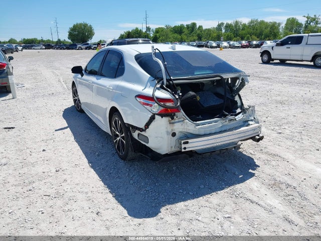 2020 Toyota Camry Se მანქანა იყიდება აუქციონზე, vin: 4T1G11AK4LU943874, აუქციონის ნომერი: 44954019