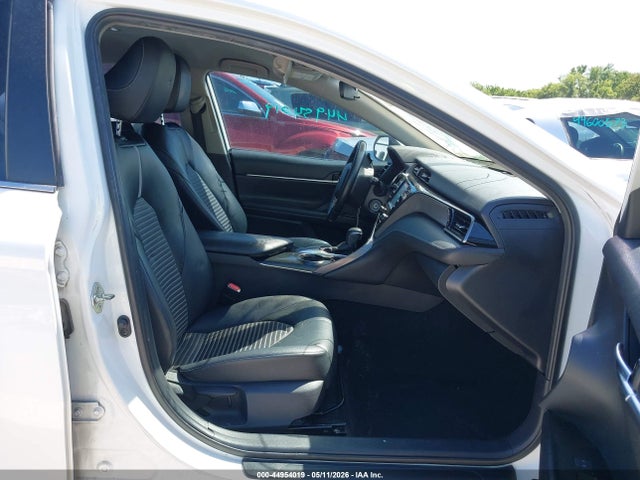 2020 Toyota Camry Se მანქანა იყიდება აუქციონზე, vin: 4T1G11AK4LU943874, აუქციონის ნომერი: 44954019